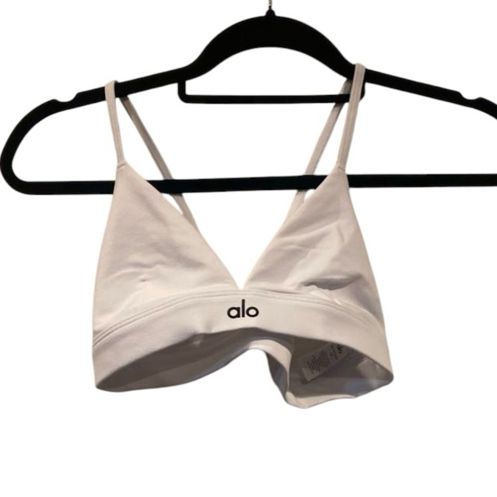 ALO Yoga | Intimates & Sleepwear | Nwt Alo Yoga Splendor Bra White